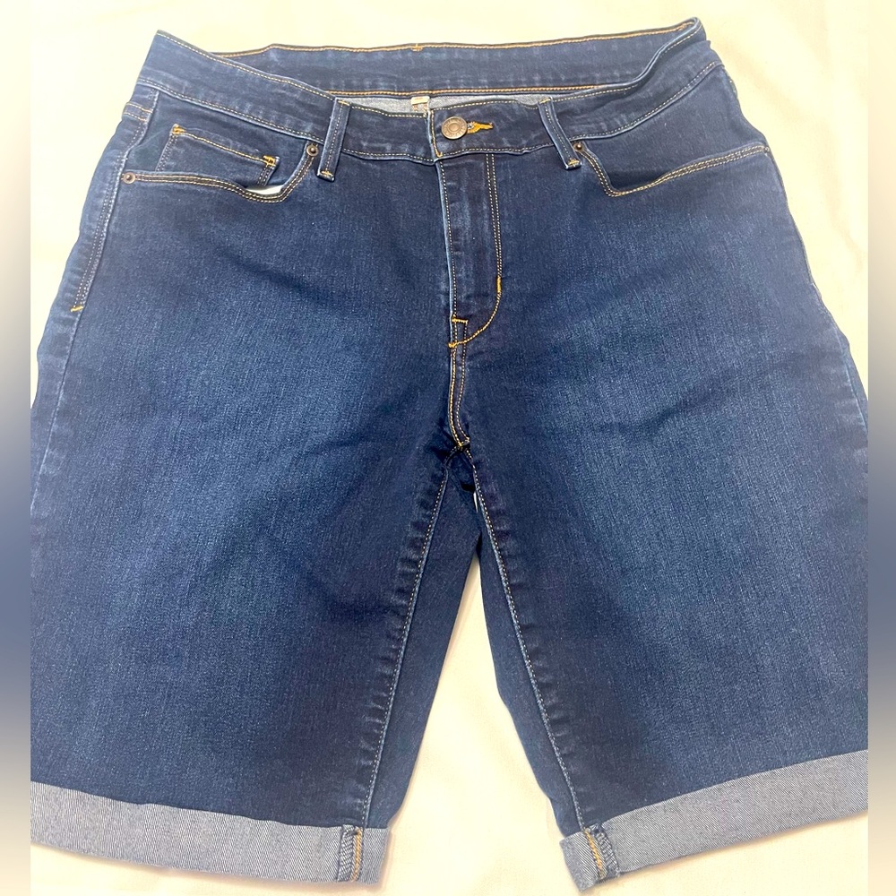 Levi’s jean’s shorts